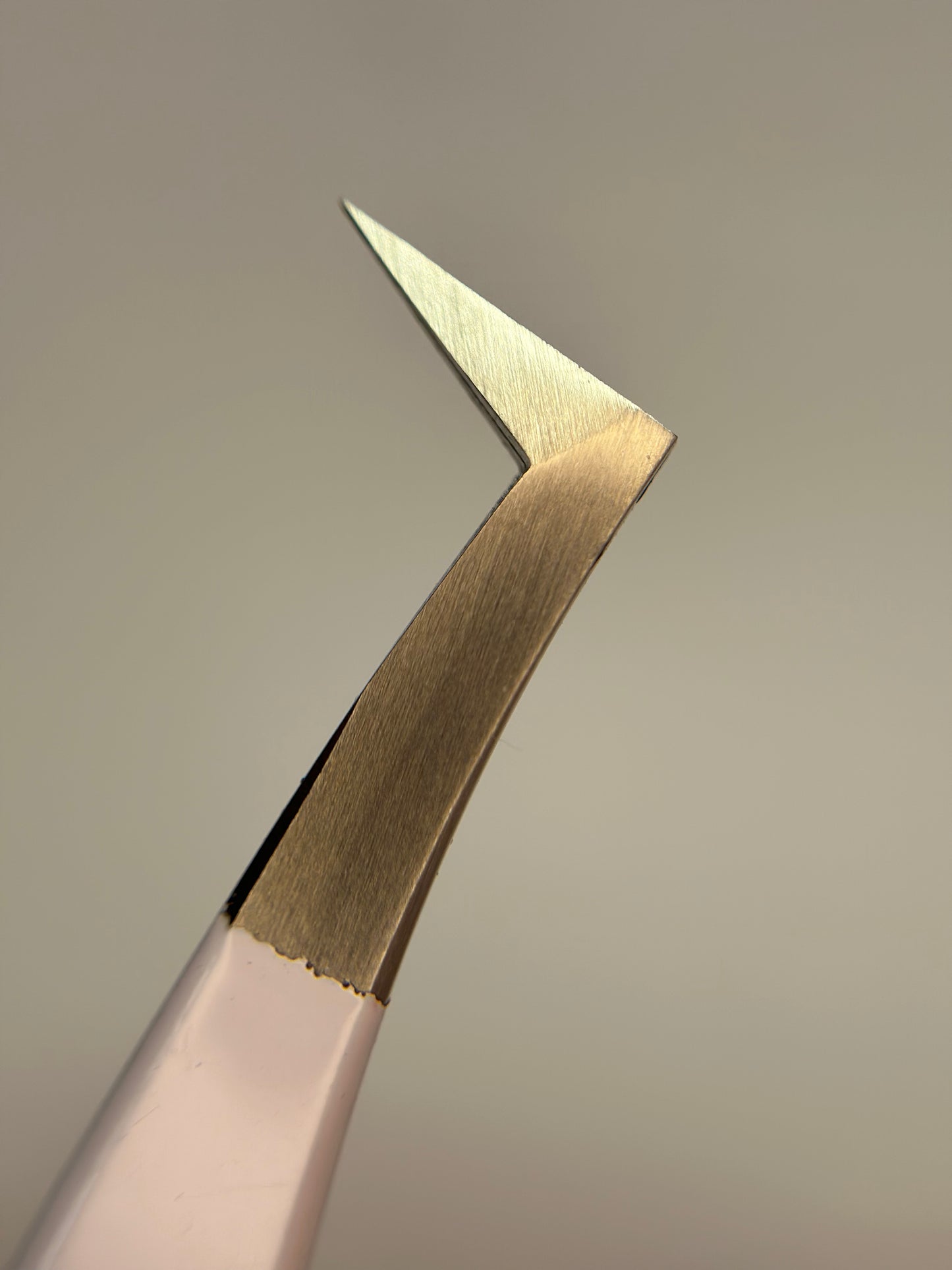 Vixen Angled Tweezer